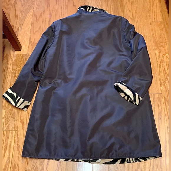 Women’s Large Anne Klein II Reversible Brown Shell/Faux Fur Zebra Stripe Coat - Picture 4 of 16